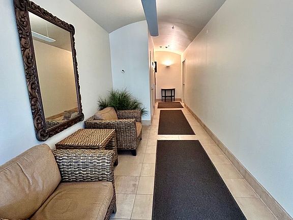 3rd image of 1949 Pearl St Unit E