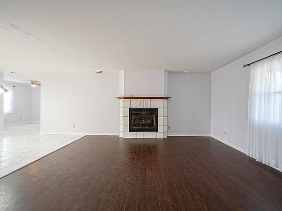 5th image of 11 Eastland Dr