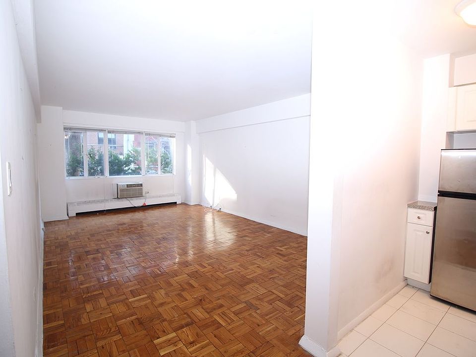 2nd image of 510 E 85th St APT 1F