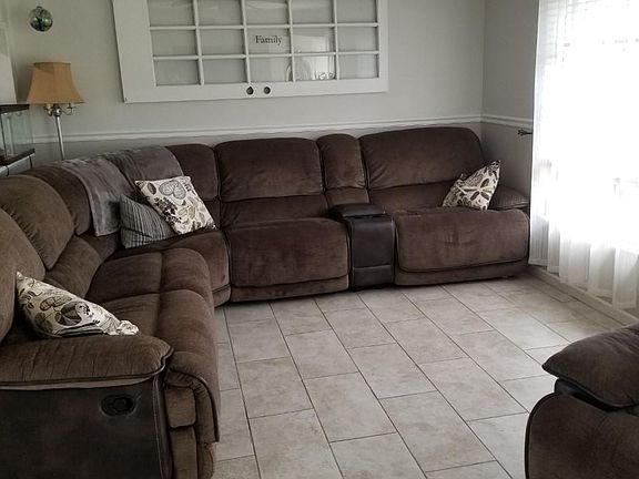 2nd image of 9167 108th St