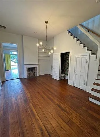 909 Race St — Photo 3