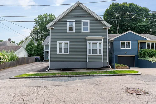 121 Burlington St #1 Photo 1