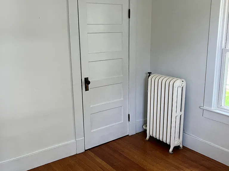 133 Pearl St — Photo 14