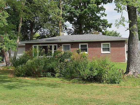 2nd image of 8540 Maurice Dr
