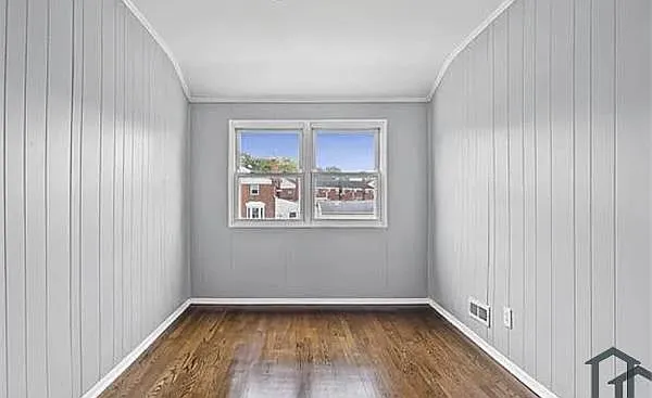 844 N Marlyn Ave — Photo 6