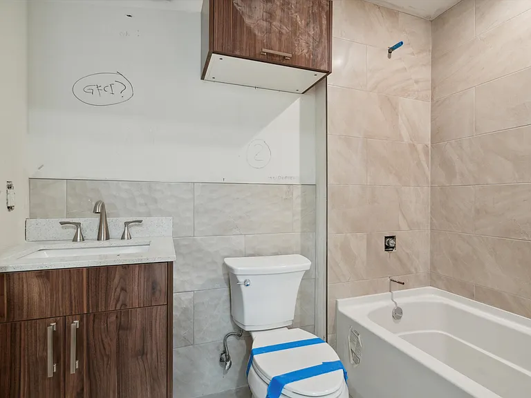 3727 Lancaster Ave #300 — Photo 13