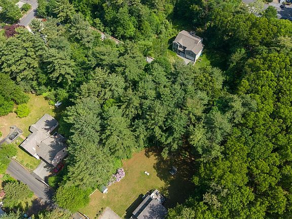4th image of 29 Lee Rd