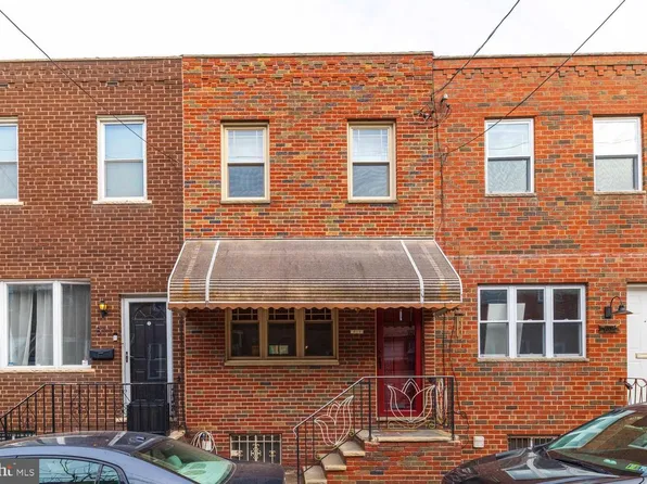 809 McClellan St, Philadelphia, PA 19148