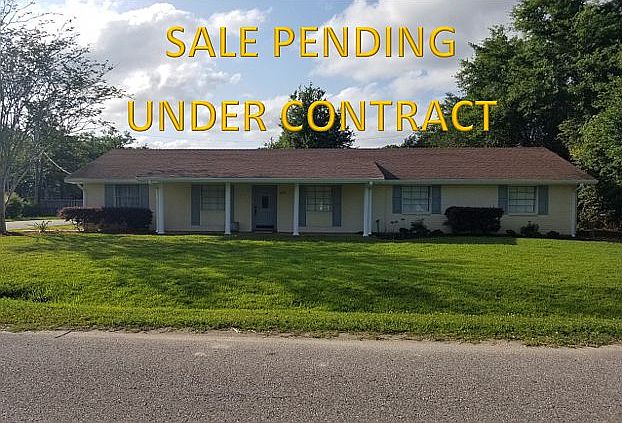 1st image of 103 Garden Cir