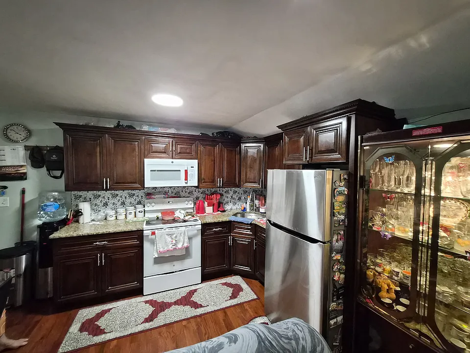 11620 Van Wyck Expy