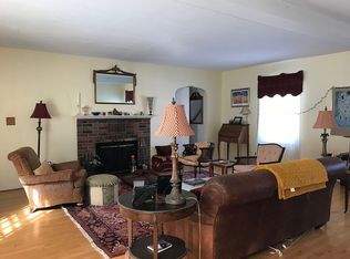 221 Roycroft Rd, Syracuse, NY 13214