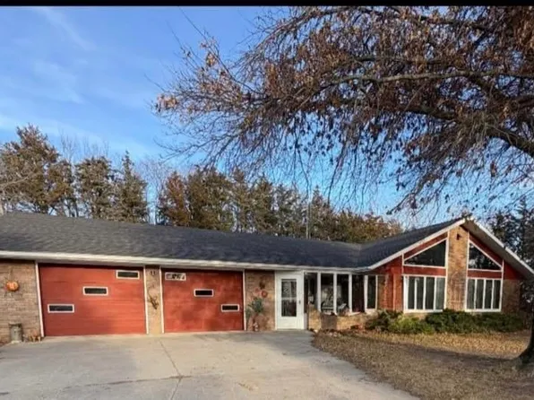 55501 832nd Rd, Madison, NE 68748