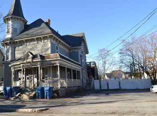 75 Smith St, Lowell, MA 01851