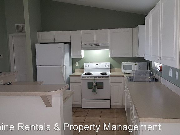 4th image of 2807 NW 3rd Pl