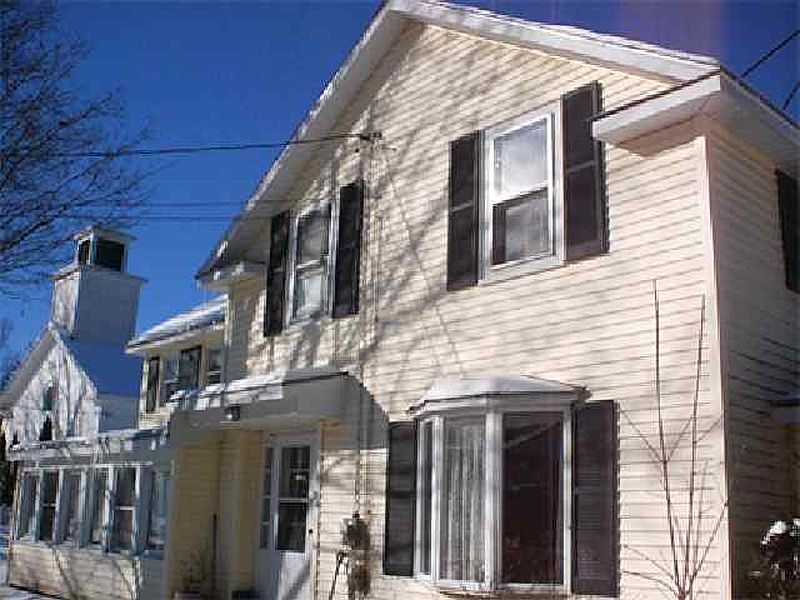 3rd image of 56 CHERRY PLAIN SQUARE Road