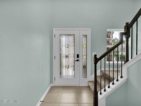 4th image of 627 DRYSDALE Drive