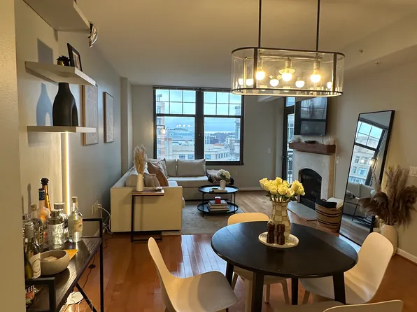 1021 N Garfield St, Arlington, VA