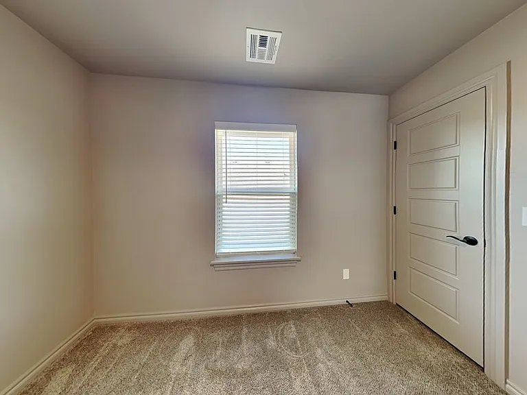 509 N Main St — Photo 12