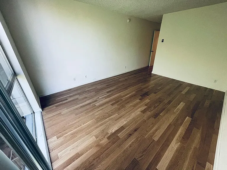 1054 S Bedford St #205 — Photo 8