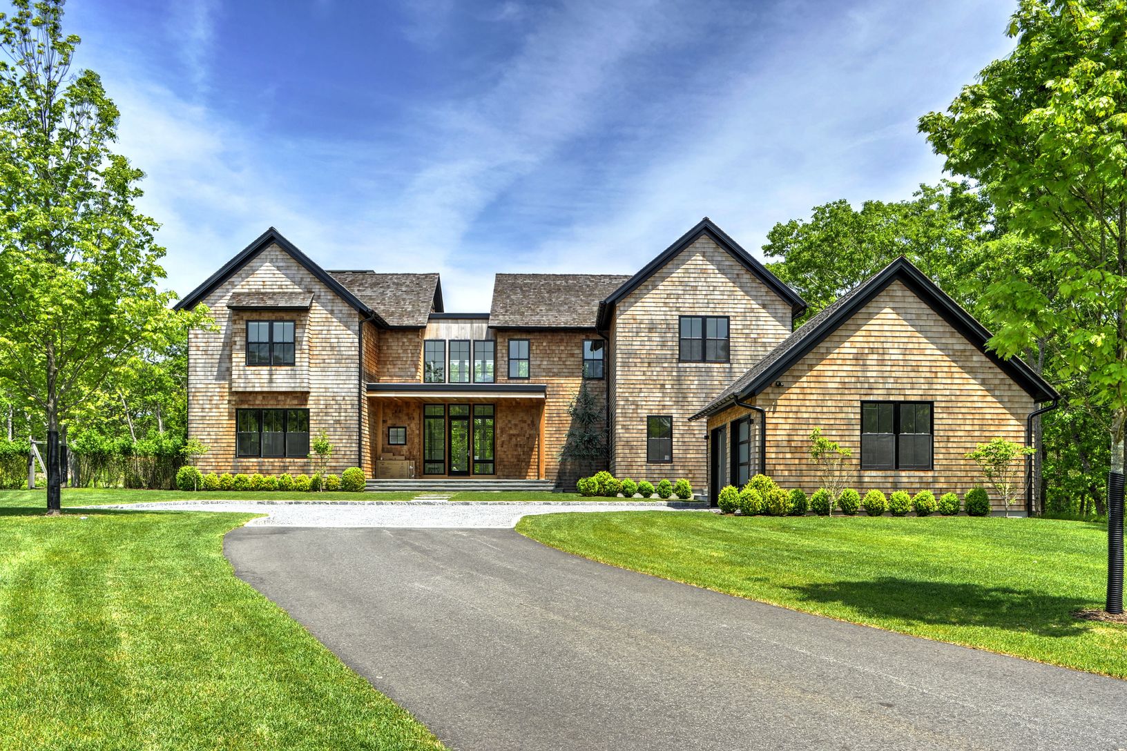  Modern Day Hamptons Traditional