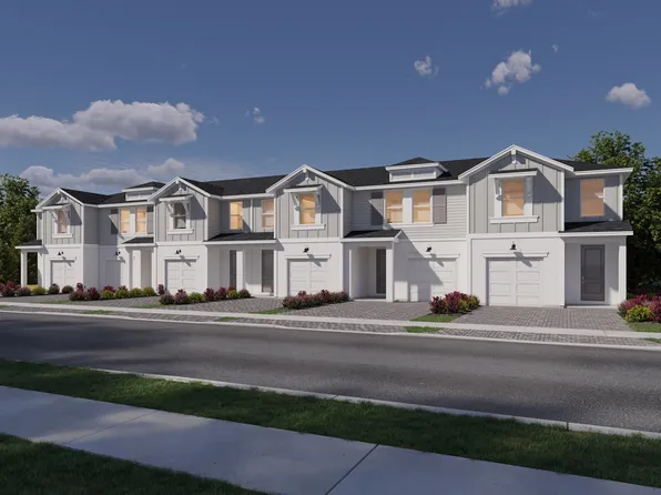 9470 SW Ghiara Way, Port Saint Lucie, FL 34987
