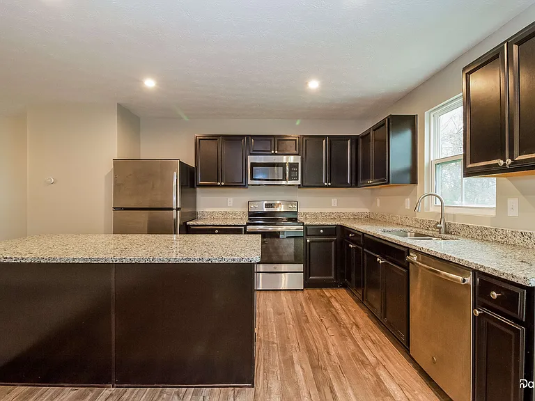 134 Wooded Ridge Dr — Photo 5