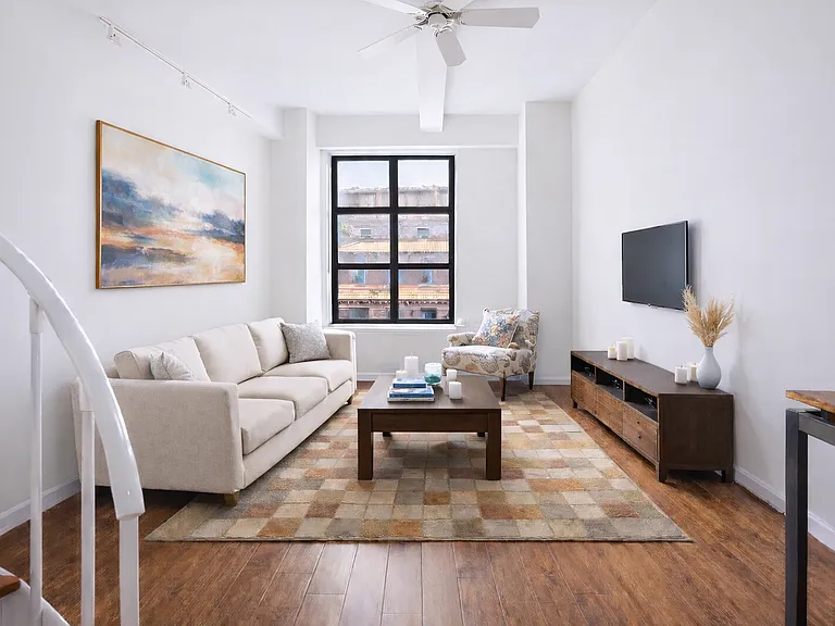 244 Madison Ave #12J — Photo 2