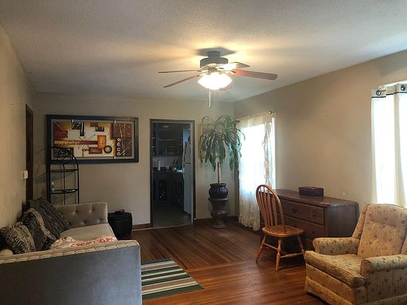 2nd image of 2220 Avenue F