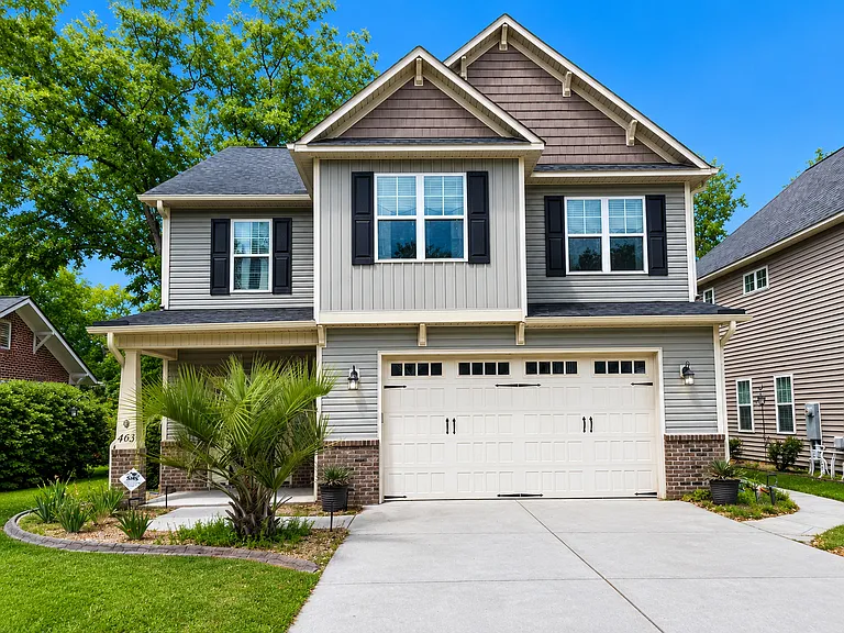 403 Cape Fear Ave — Photo 1