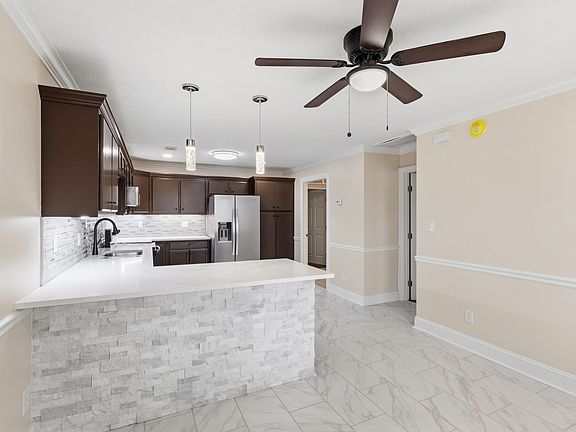 2nd image of 320 Chaney Rd