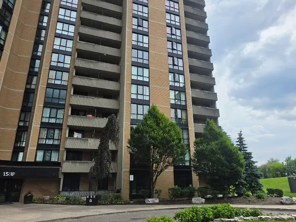 15 Martha Eaton Way, Toronto, ON