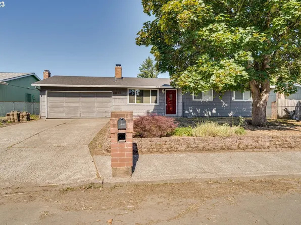 3865 SW 202nd Ave, Beaverton, OR 97078