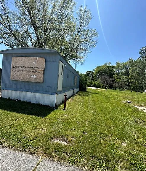 55 Lincoln Ave — Photo 6