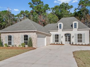 1032 Spring Haven Ln, Madisonville, LA 70447