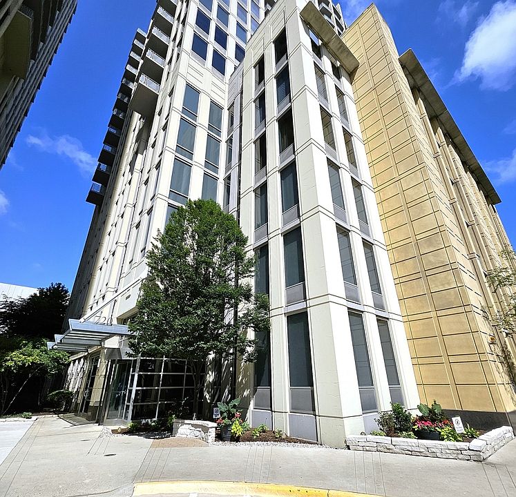 1st image of 720 N Larrabee St APT 1104