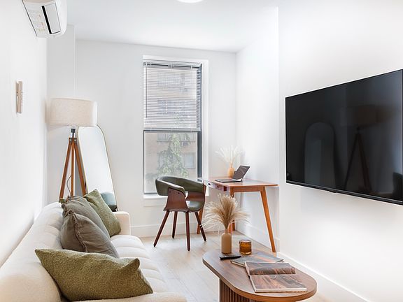 2nd image of 940 1st Ave #3L