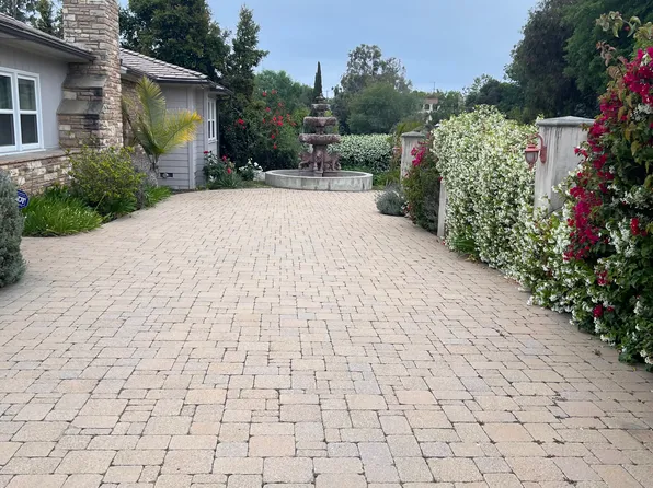 11570 W Sunset Blvd, Los Angeles, CA 90049