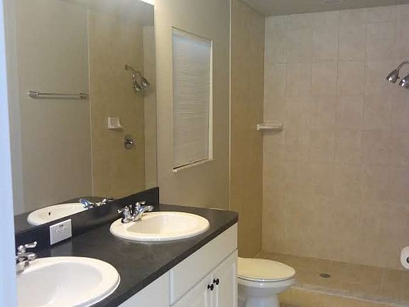 5th image of 88 Hamilton Dr