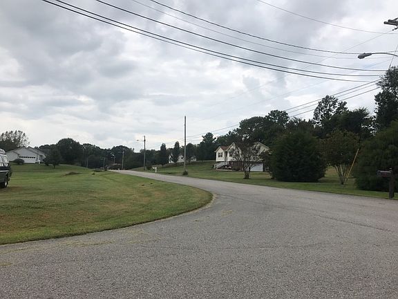 5th image of 1407 Tower Dr