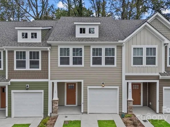 17 Moon Haven Way, Arden, NC 28704