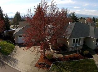 3594 Shamrock Dr, Medford, OR 97504