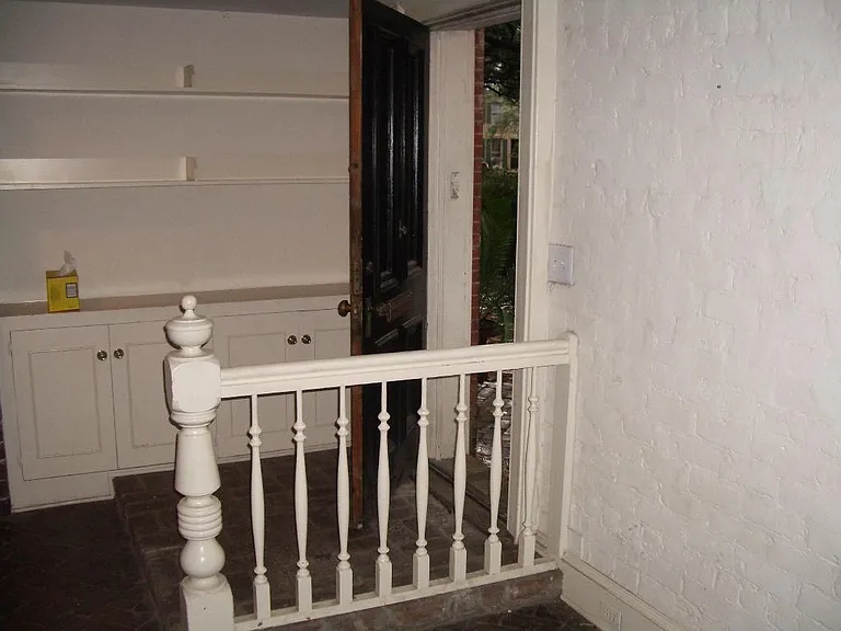 207A W Jones St #A — Photo 7