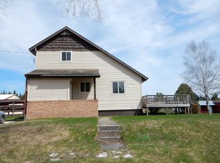 788 Bergman Rd, Gulliver, MI 49840