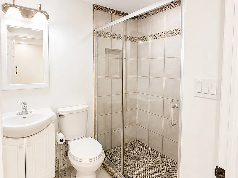 4 Mosely Cres #BASEMENT — Photo 7