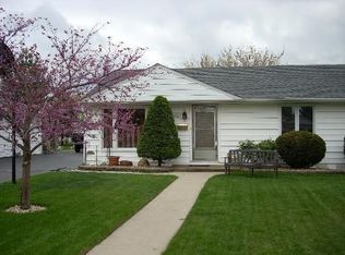4601 W 90th Pl, Hometown, IL 60456