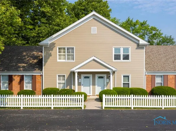 22 Arbor Ct, Perrysburg, OH 43551