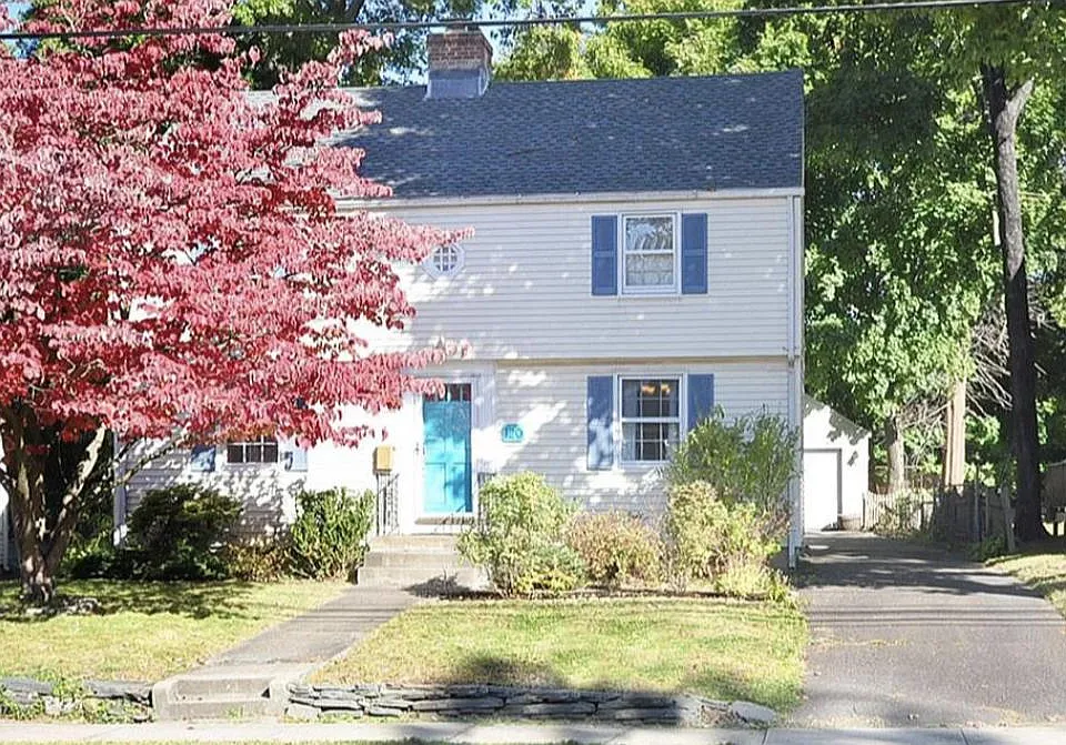 120 Caya Ave