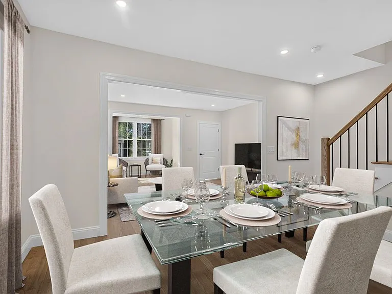 18 Walnut St #A — Photo 7