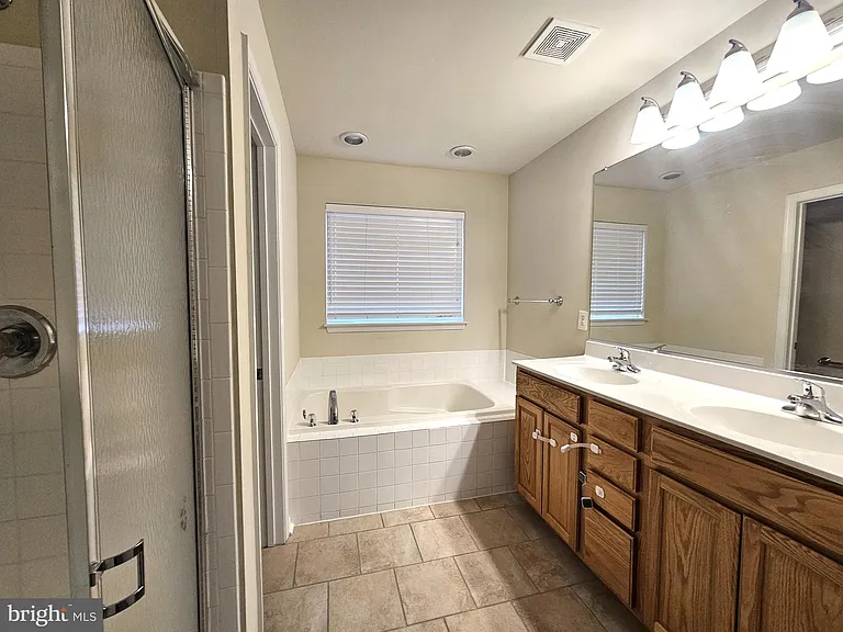 6125 Hot Spring Ln — Photo 18