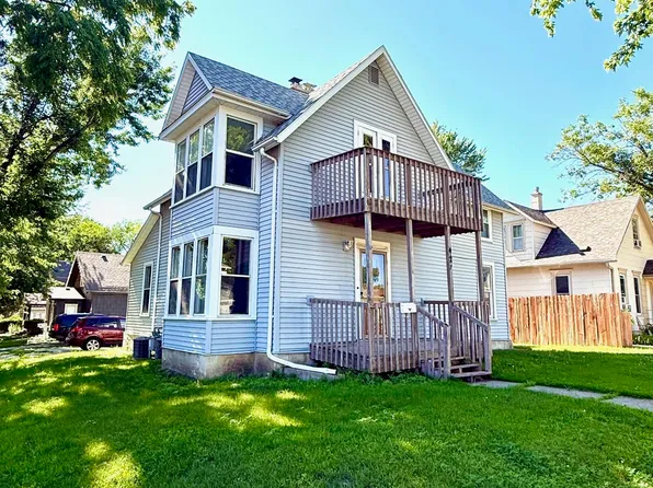 425 S Prairie Ave, Sioux Falls, SD 57104